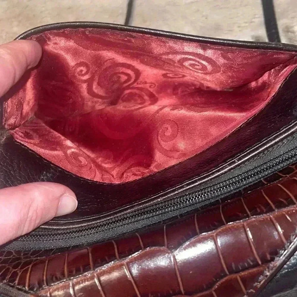 Briton Handbag - Picture 7 of 9